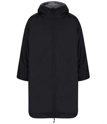 All-weather robe